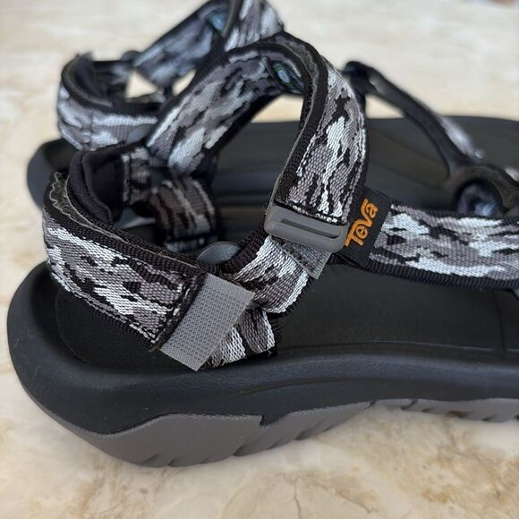 Teva Hurricane XLT2 Women’s Sandals - As New - Picture 6 of 11